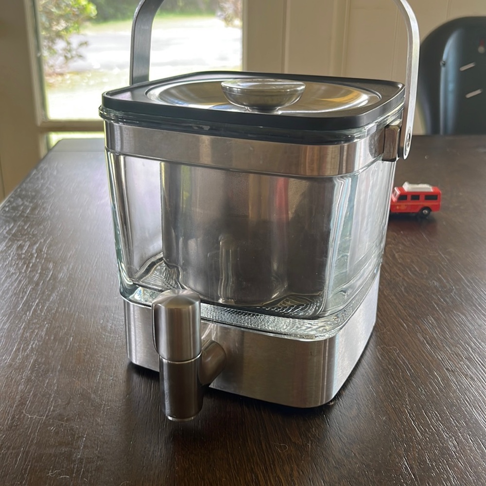 SOLD locally - KitchenAid cold brew, 14 cup capacity.